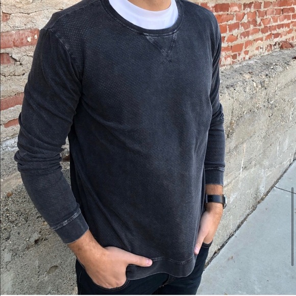 NWT Mens Black Mineral Wash Pullover - Picture 7 of 8
